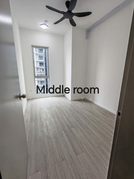 Condominium for Rent at Lakefront Residence - Li Yee Yap - Bedroom - PropertyGuru.com.my