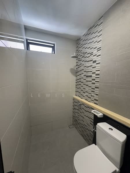 Rumah Teres 2 Tingkat untuk Dijual di Bandar Kinrara (Selangor) - Lewis Tam - Bathroom - PropertyGuru.com.my