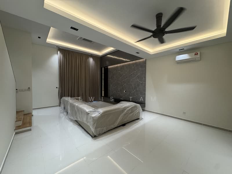 Rumah Teres 2 Tingkat untuk Dijual di Bandar Kinrara (Selangor) - Lewis Tam - Living Room - PropertyGuru.com.my