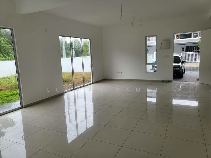 2-storey Terraced House for Sale in Seremban (Negeri Sembilan) - Luqman Ramli - Living Room - PropertyGuru.com.my