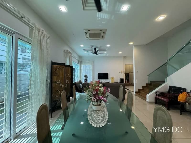 Semi-Detached House for Sale in Canary Garden (Klang) - Yongsen Lim - Dining Room - PropertyGuru.com.my