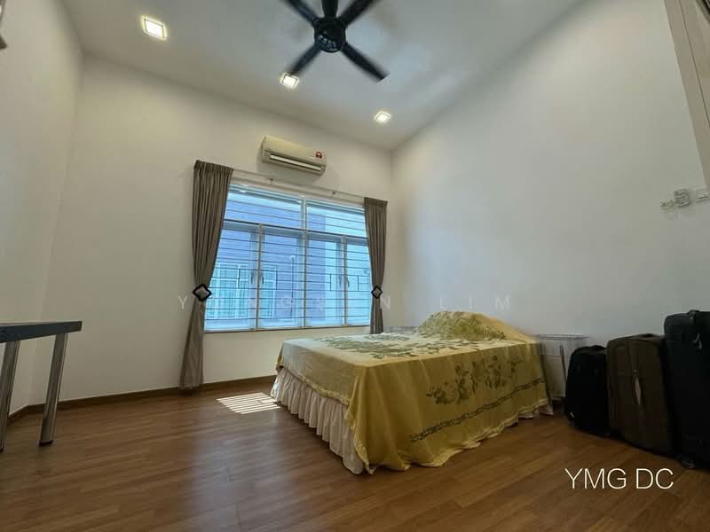 Semi-Detached House for Sale in Canary Garden (Klang) - Yongsen Lim - Bedroom - PropertyGuru.com.my