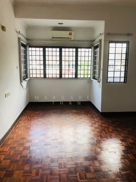 Rumah Teres 2 Tingkat untuk Dijual di Bandar Utama Damansara (Petaling Jaya) - Margaret Than - Living Room - PropertyGuru.com.my