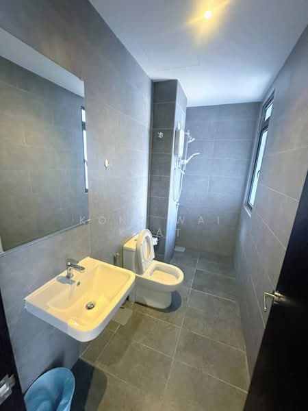 Servis Apartment untuk Disewa di Neu Suites - Kong Wai Keat - Bathroom - PropertyGuru.com.my
