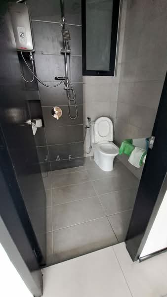 Service Residence for Sale at Urban Suites - Jae Lee - Bathroom - PropertyGuru.com.my