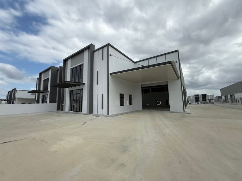 Factory for Sale in Eco Business Park 1 (Johor Bahru) - Jesrene Loh - Exterior - PropertyGuru.com.my