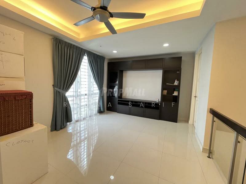 2-storey Terraced House for Sale in Shah Alam (Selangor) - Reena Sarif - Living Room - PropertyGuru.com.my