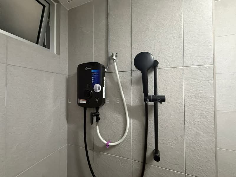 Condominium for Rent at Lakefront Residence - Li Yee Yap - PropertyGuru.com.my