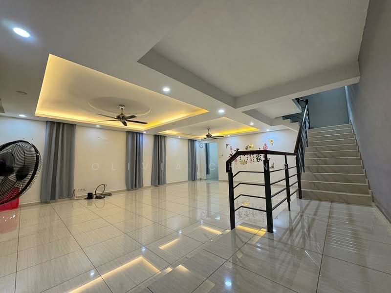 Rumah Teres 2 Tingkat untuk Dijual di Bandar Dato Onn (Tebrau) - Olivia Ching - Living Room - PropertyGuru.com.my
