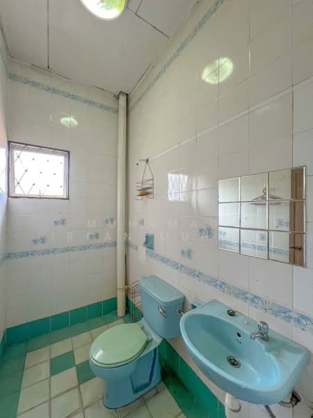Rumah Teres 2 Tingkat untuk Dijual di Seksyen 7 (Shah Alam) - Muhamad Irfan Muhamad Hafiz - Bathroom - PropertyGuru.com.my