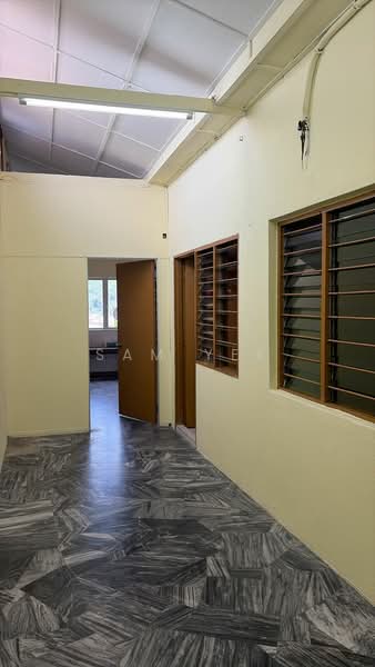 Shop / Office for Rent in Taman Sri Gombak (Gombak) - Sam Yee - Interior - PropertyGuru.com.my
