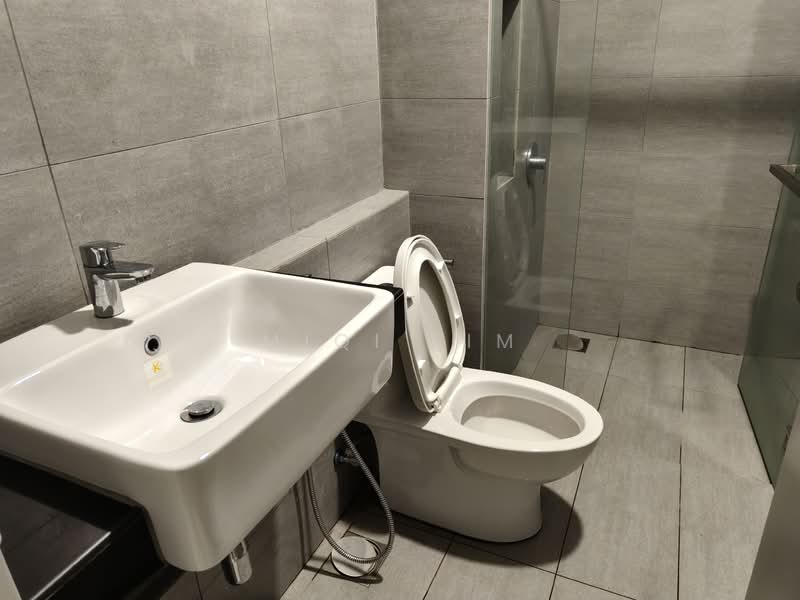 Service Residence for Sale at The Pano - MiQi Lim - Bathroom - PropertyGuru.com.my