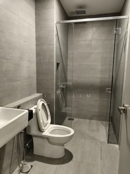 Service Residence for Sale at The Pano - MiQi Lim - Bathroom - PropertyGuru.com.my