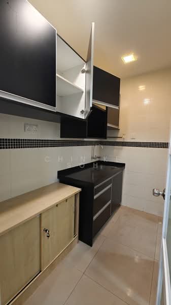 Shop / Office for Rent in Kuchai Business Park (Kuala Lumpur) - Chin Ke Soh - Kitchen - PropertyGuru.com.my