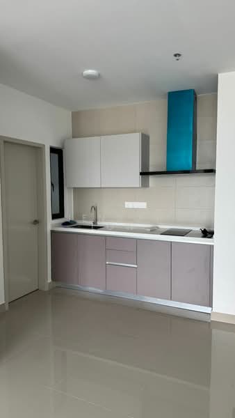 Servis Apartment untuk Disewa di Residensi Ava @ Kiara Bay - Jenson Low - Kitchen - PropertyGuru.com.my