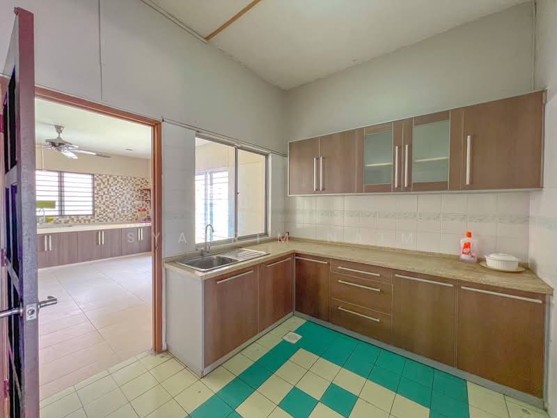 Rumah Teres 2 Tingkat untuk Dijual di Seksyen 7 (Shah Alam) - Syahrim Naim - Kitchen - PropertyGuru.com.my