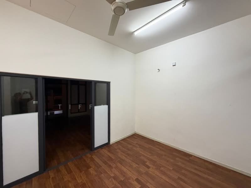 2.5-storey Terraced House for Rent in Rawang (Selangor) - Tiffany Yang - Bedroom - PropertyGuru.com.my