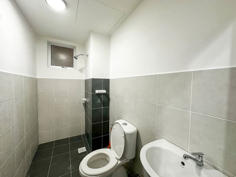 Apartment for Sale at Kita Ria @ Cybersouth - Tasya Ruslan - Bathroom - PropertyGuru.com.my