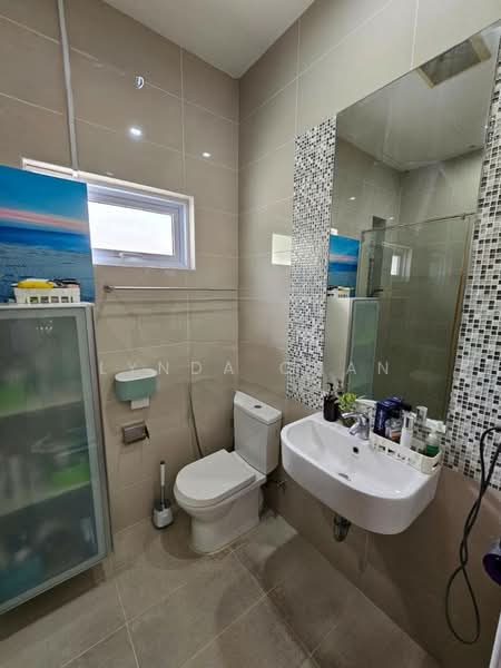 Rumah Berkembar untuk Dijual di Minden Heights (Gelugor) - Lynda Chan - Bathroom - PropertyGuru.com.my