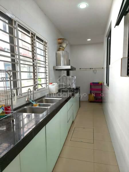 Terraced House for Sale in Alam Impian (Shah Alam) - Tabris Wong - Kitchen - PropertyGuru.com.my