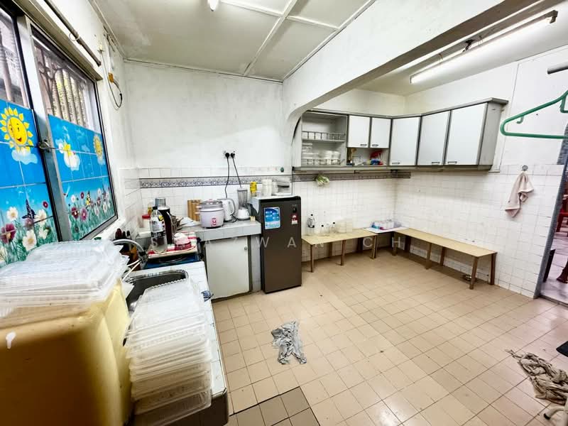 2-storey Terraced House for Sale in Bandar Baru Sri Petaling (Sri Petaling) - Shazwan CH - Kitchen - PropertyGuru.com.my