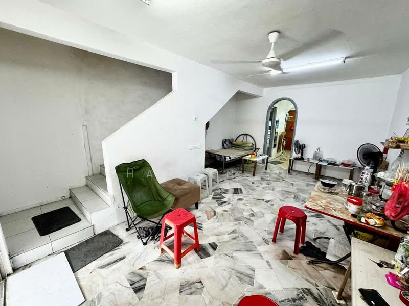 2-storey Terraced House for Sale in Bandar Baru Sri Petaling (Sri Petaling) - Shazwan CH - Living Room - PropertyGuru.com.my