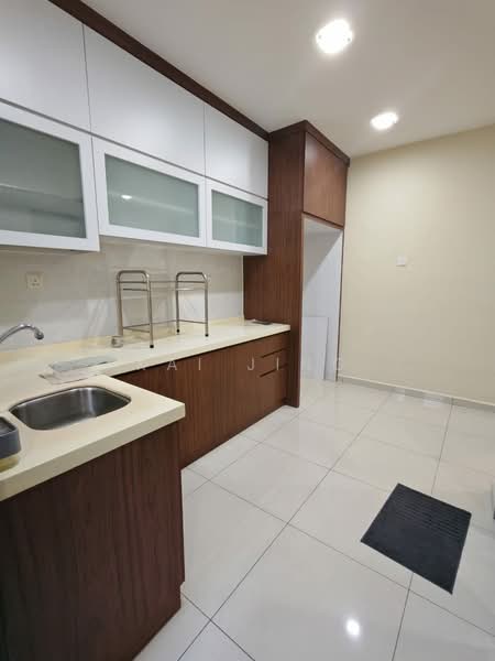 Rumah Teres 2 Tingkat untuk Disewa di Bukit Indah (Iskandar Puteri (Nusajaya)) - Kai Jing - Kitchen - PropertyGuru.com.my
