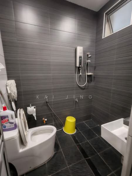 Rumah Teres 2 Tingkat untuk Disewa di Bukit Indah (Iskandar Puteri (Nusajaya)) - Kai Jing - Bathroom - PropertyGuru.com.my