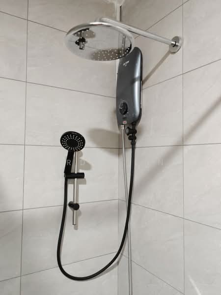 Service Residence for Rent at Dorsett Waterfront Subang - Gordon Ling - Bathroom - PropertyGuru.com.my