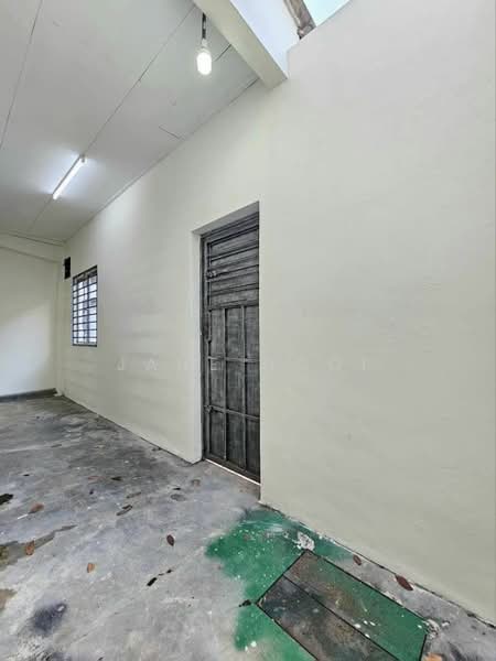 Rumah Teres 2 Tingkat untuk Dijual di Taman Desa Tebrau (Tebrau) - Jane Ngoi - Exterior - PropertyGuru.com.my