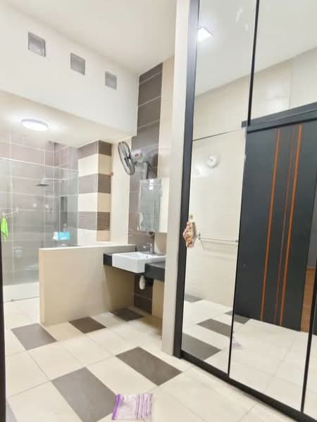 2-storey Terraced House for Sale in Johor Bahru (Johor) - Coco Lee - Bathroom - PropertyGuru.com.my