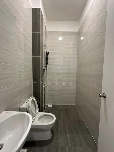 Semi-Detached House for Rent in Johor Bahru (Johor) - Steward . - Bathroom - PropertyGuru.com.my