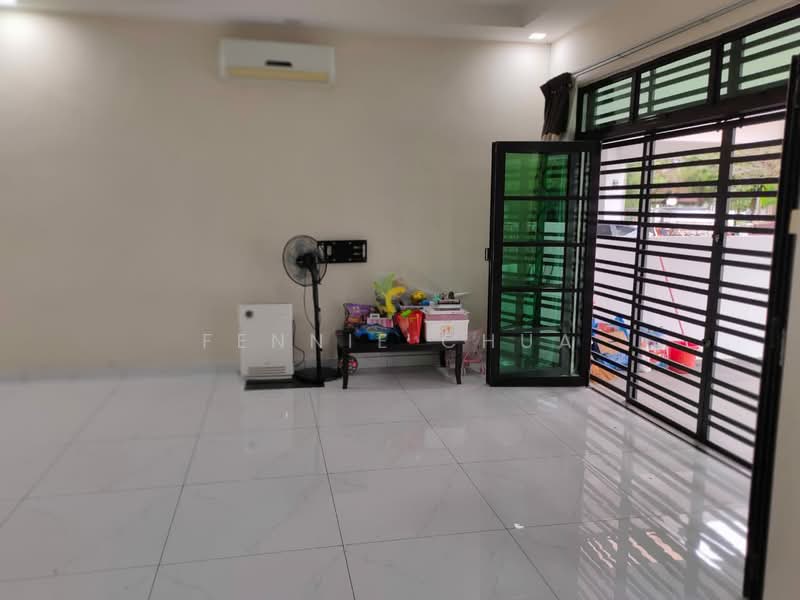 Rumah Teres 2 Tingkat untuk Dijual di Johor Bahru (Johor) - Fennie Chua - Living Room - PropertyGuru.com.my