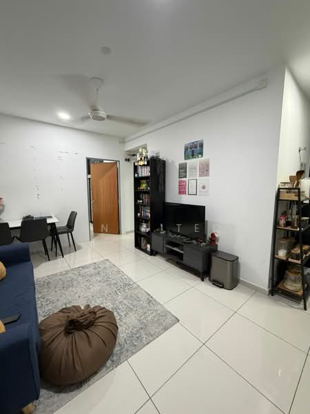 Service Residence for Sale at Kenwingston Skylofts - Anna Teo - Living Room - PropertyGuru.com.my