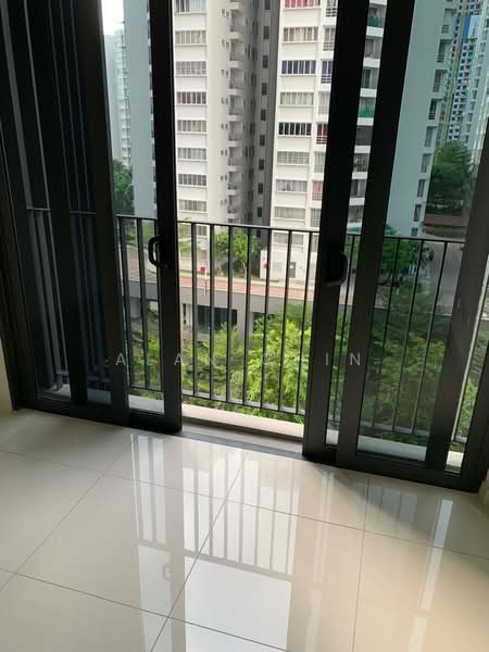 Servis Apartment untuk Disewa di Sunway Avila Residences - Alan Chin - Balcony - PropertyGuru.com.my