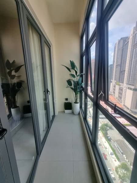 Servis Apartment untuk Disewa di Tribeca - JC Lee - Balcony - PropertyGuru.com.my