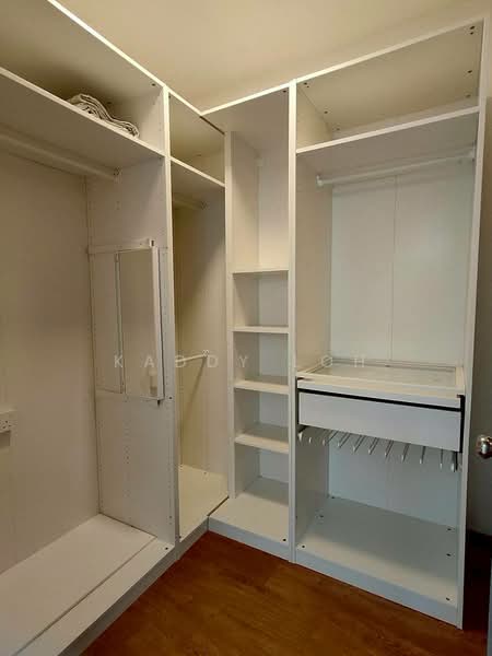 Kediaman Servis untuk Dijual di Country Garden Central Park - Kaddy Loh - Interior - PropertyGuru.com.my