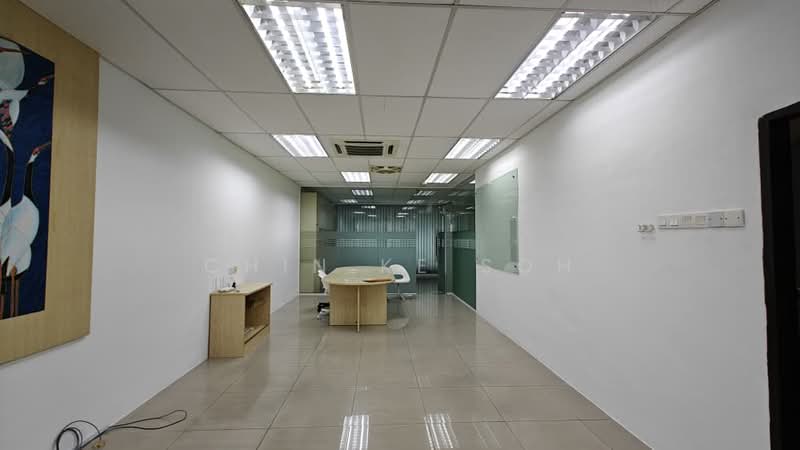 Shop / Office for Rent in Kuchai Business Park (Kuala Lumpur) - Chin Ke Soh - Corridor - PropertyGuru.com.my