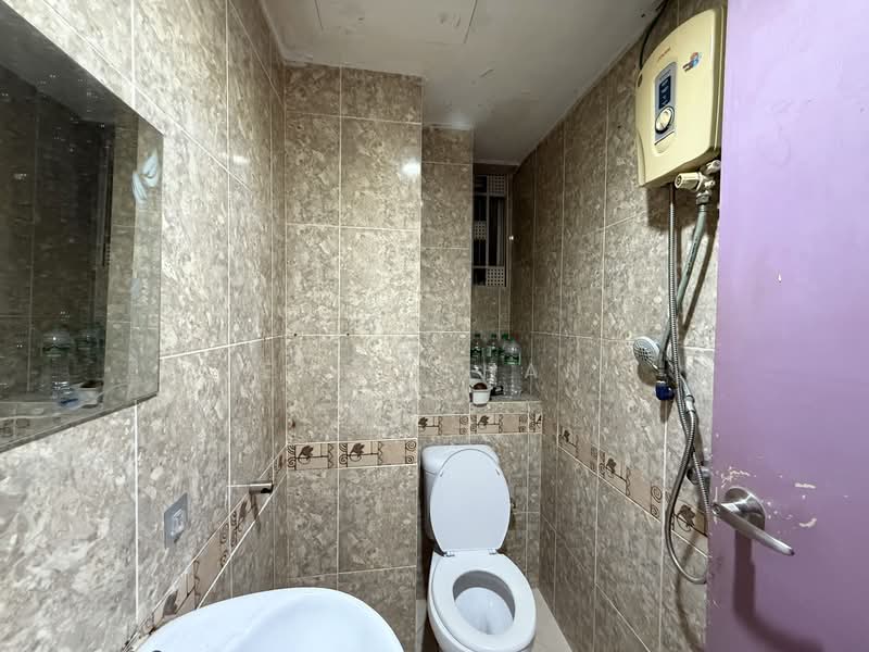 Condominium for Rent at Kepong Sentral Condominium - Eliz Chan - Bathroom - PropertyGuru.com.my