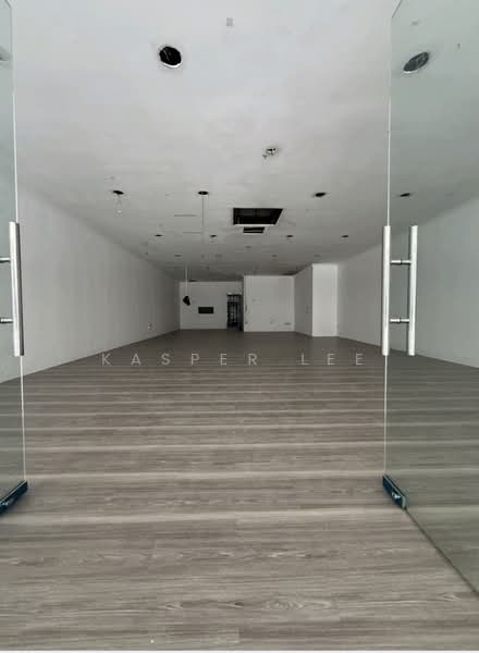 Shop / Office for Rent in Taman Molek (Johor Bahru) - Kasper Lee - Interior - PropertyGuru.com.my
