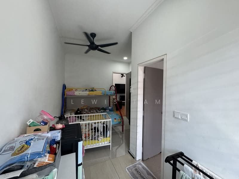 Rumah Teres 2 Tingkat untuk Dijual di Bandar Kinrara (Selangor) - Lewis Tam - Bedroom - PropertyGuru.com.my