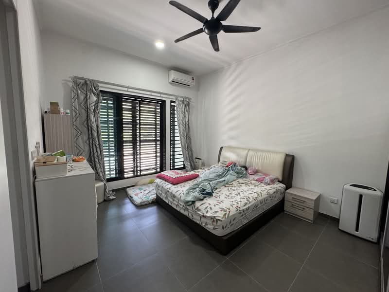 Rumah Teres 2 Tingkat untuk Dijual di Bandar Kinrara (Selangor) - Lewis Tam - Bedroom - PropertyGuru.com.my