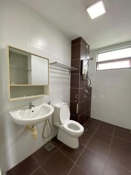 Kondominium untuk Disewa di Fairway Suites - Ke Xin Chan - Bathroom - PropertyGuru.com.my