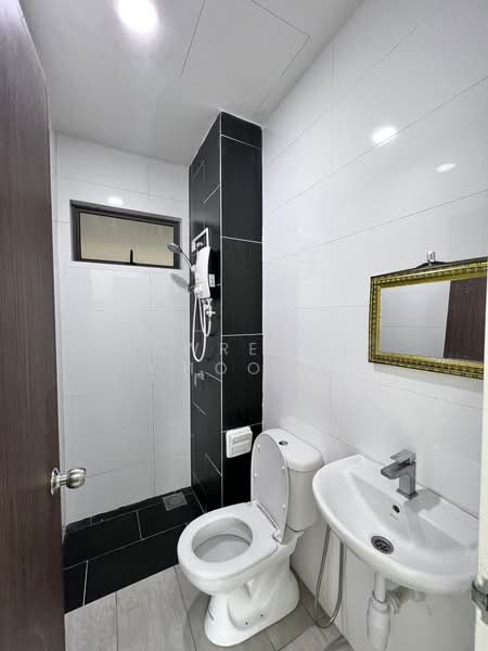 Servis Apartment untuk Disewa di Seasons Garden Residences - Lawrence Choong - Bathroom - PropertyGuru.com.my