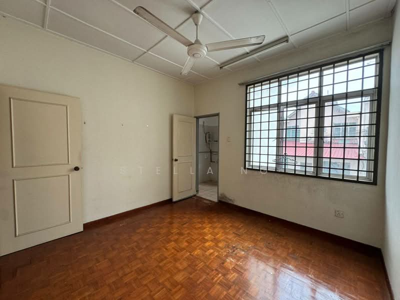 2-storey Terraced House for Sale in Taman Impian Emas (Skudai) - Stella Ng - Interior - PropertyGuru.com.my