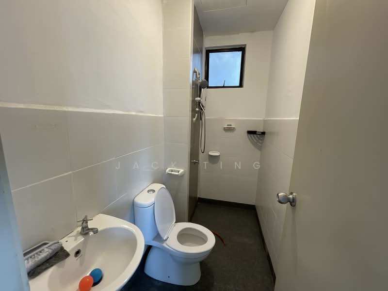 Service Residence for Rent at Jentayu Residensi @ Tampoi - Jack Ting - Bathroom - PropertyGuru.com.my