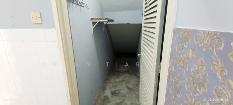 2-storey Terraced House for Sale in Taman Melawati (Ulu Kelang) - Devan Tiarajah - Store room  - PropertyGuru.com.my
