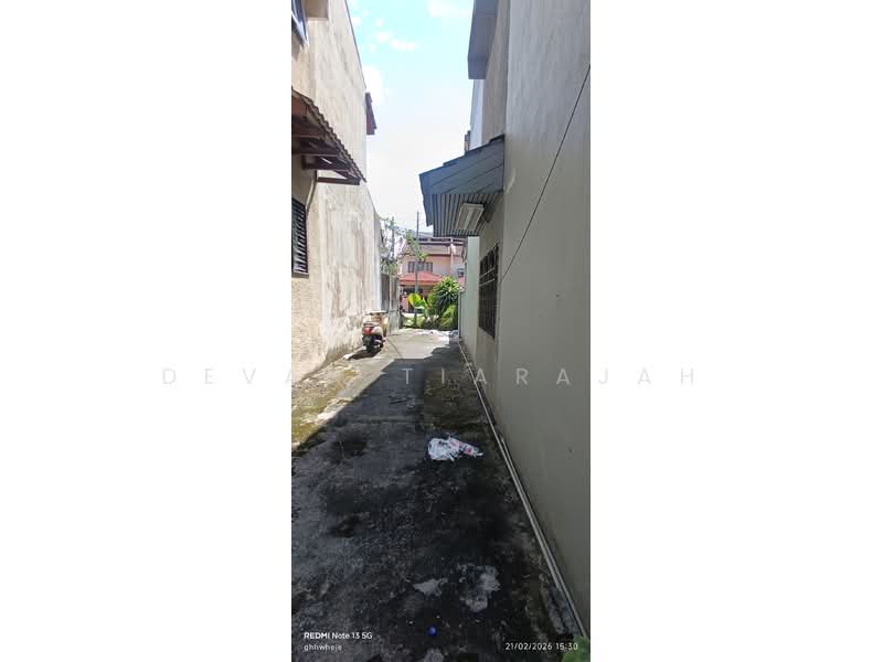2-storey Terraced House for Sale in Taman Melawati (Ulu Kelang) - Devan Tiarajah - End lot open space - PropertyGuru.com.my