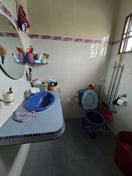 Rumah Teres 2 Tingkat untuk Dijual di Kampung Batu Belah (Klang) - Chia Wai Yong - Bathroom - PropertyGuru.com.my