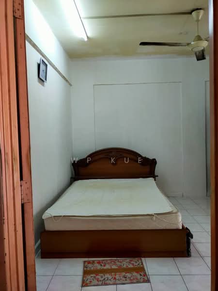 Condominium for Sale at Anjung Villa - WP Kue - Bedroom - PropertyGuru.com.my